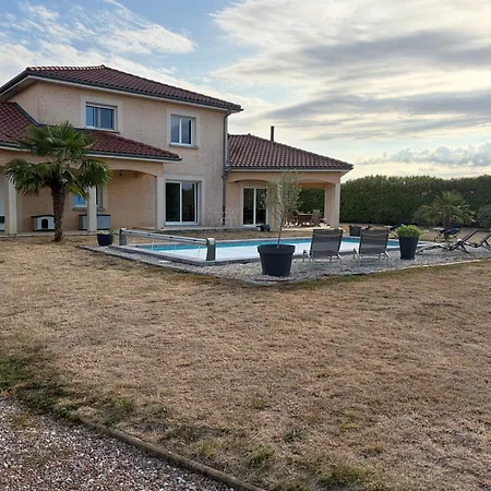 Avec Piscine Isle-sur-Marne
